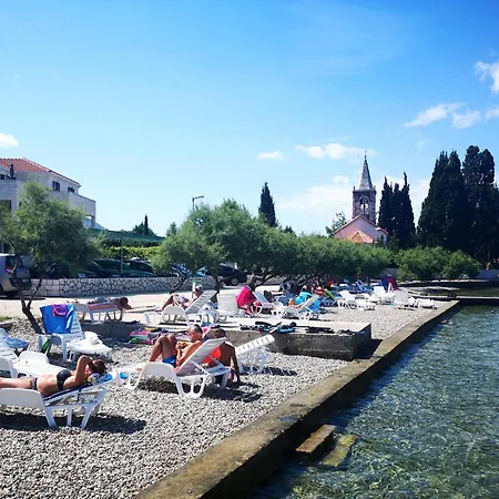 Cozy Apartment In Trpanj With House Sea View